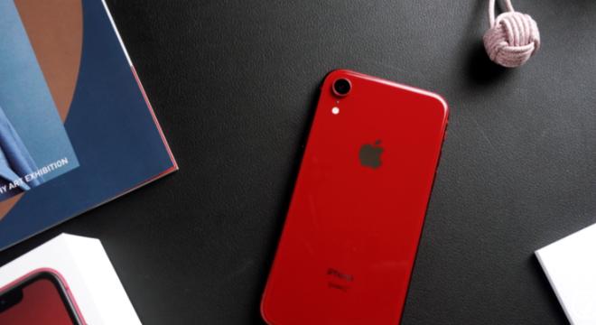 年度手机跳水王：iPhone这款“颜值小刚炮”直降1100，终于等到！