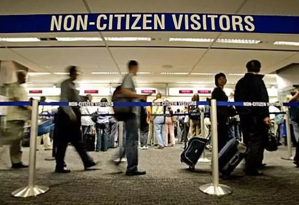 美国签证十年前拒签记录怎么查询,美国十年签证填什么表格