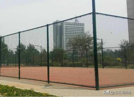 体育场围栏防腐,包塑防腐体育场围栏网