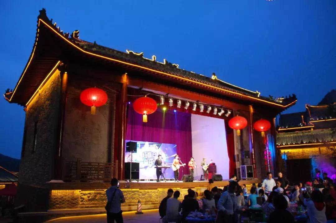 红崖谷温泉度假村门票多少钱,白鹿温泉加红崖谷门票