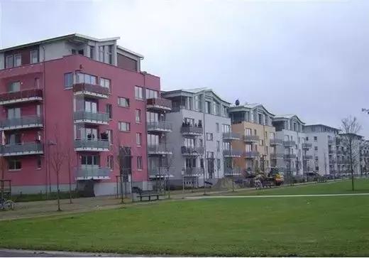 闀滃ご涓嬬殑寰峰啗,鍟嗗懆涓撴爮