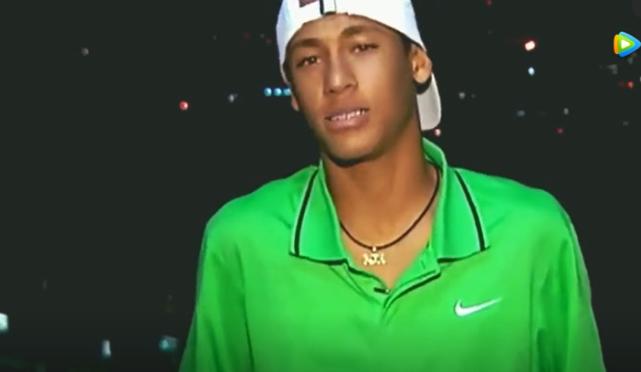 c罗跟梅西哪个身价更高,梅西和c罗的偶像是谁