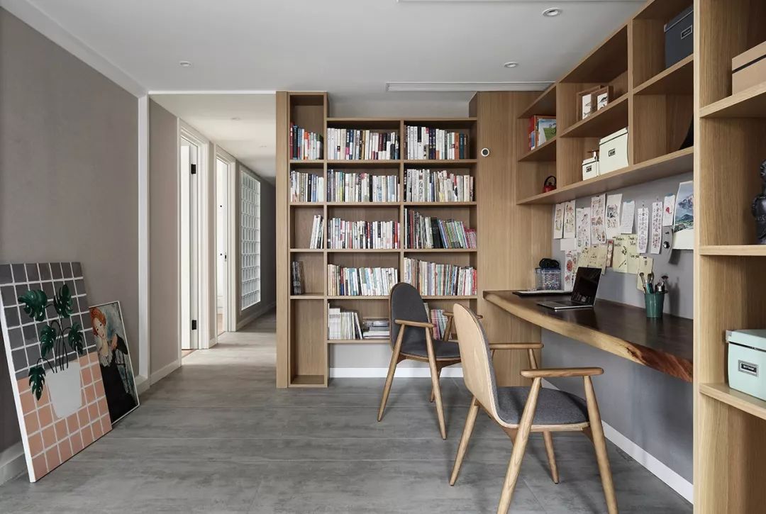 房间小柜子和书桌怎么设计,全屋定制小柜子和隐藏式书桌