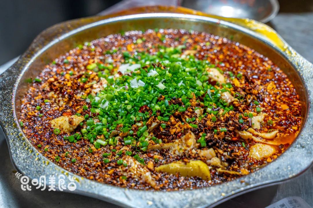 昆明排队三十年老店,昆明三十年老字号