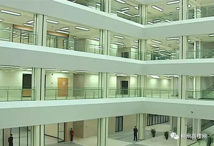 最强工人医院攻略来袭！人民医院分院启用！另一所豪华医院开工