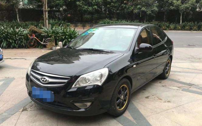 老款现代悦动抖动通病,悦动换上新机脚胶垫还是抖动