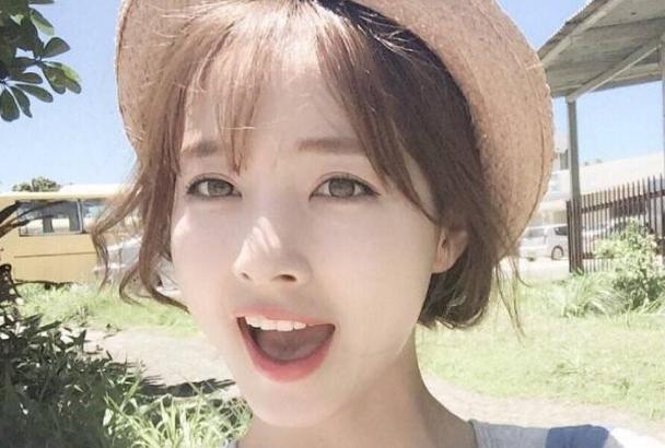 短发发型女2020流行发型斜刘海,斜刘海半丸子头短发适合什么脸型