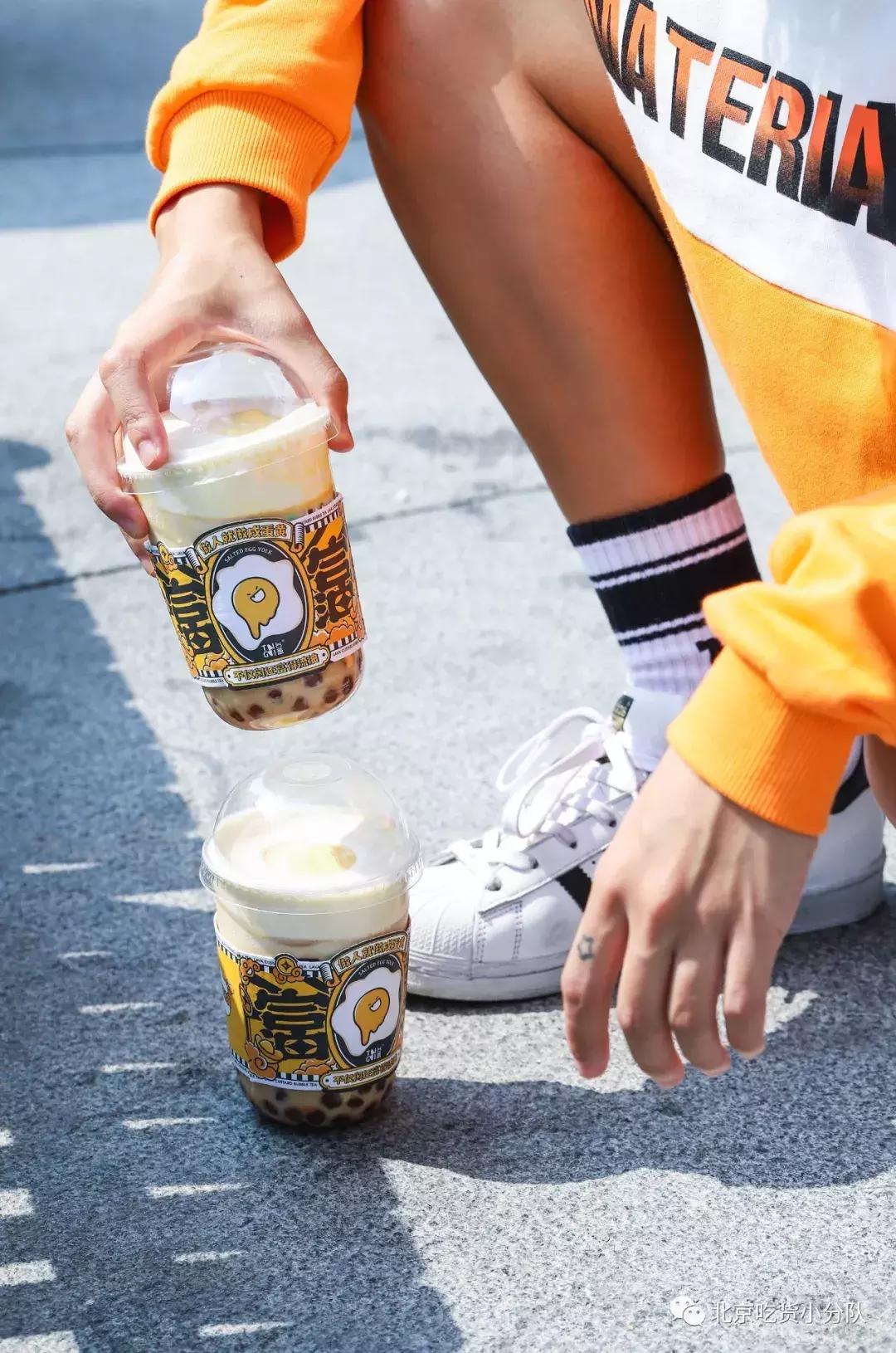 深圳四万人排队买奶茶,深圳排队2万人的奶茶叫什么