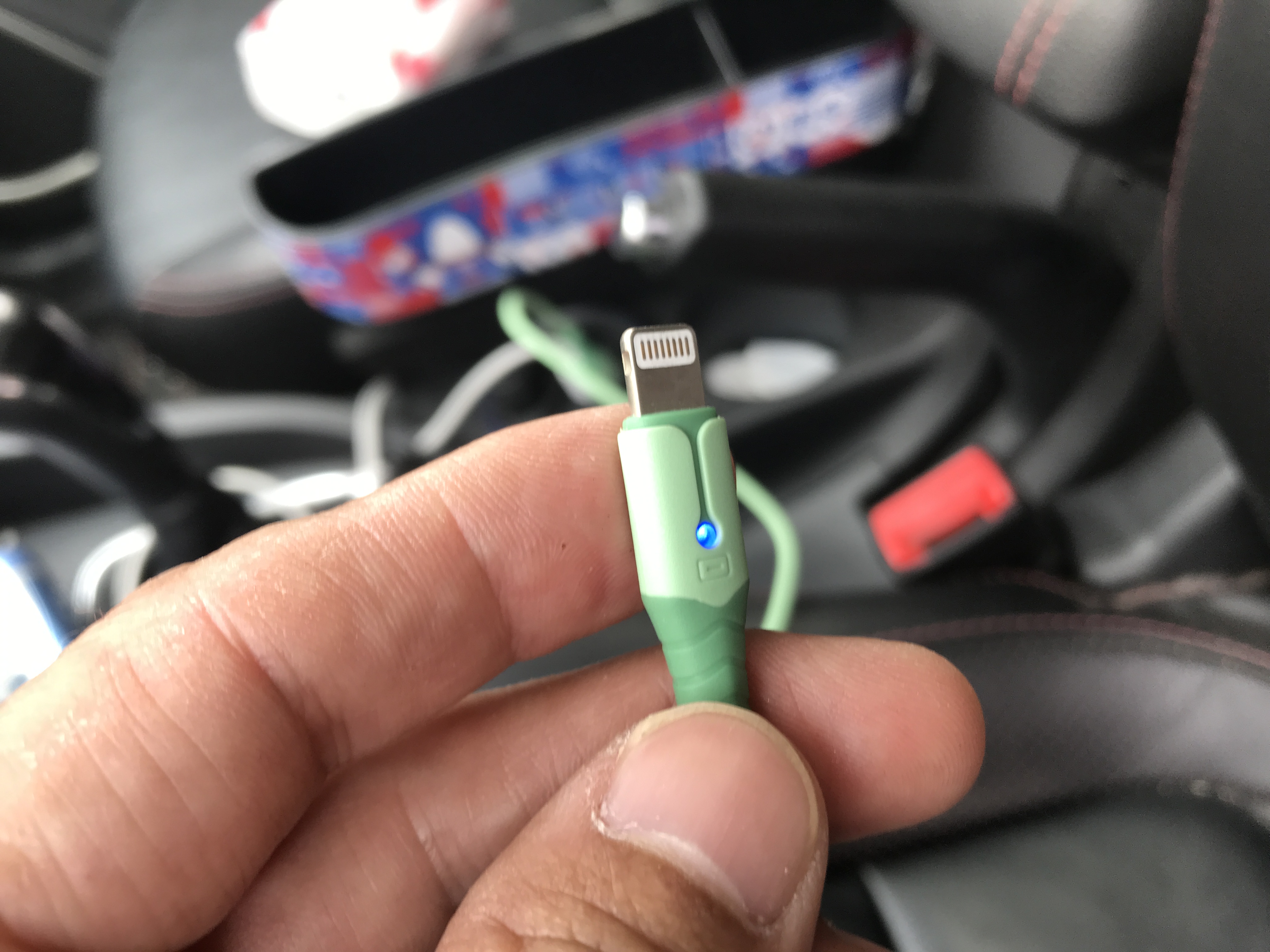 自己动手更换保险丝盒,自己动手换汽车保险丝