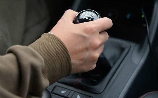 手动挡质量好还是自动的质量好,手动挡和自动挡的哪个质量好