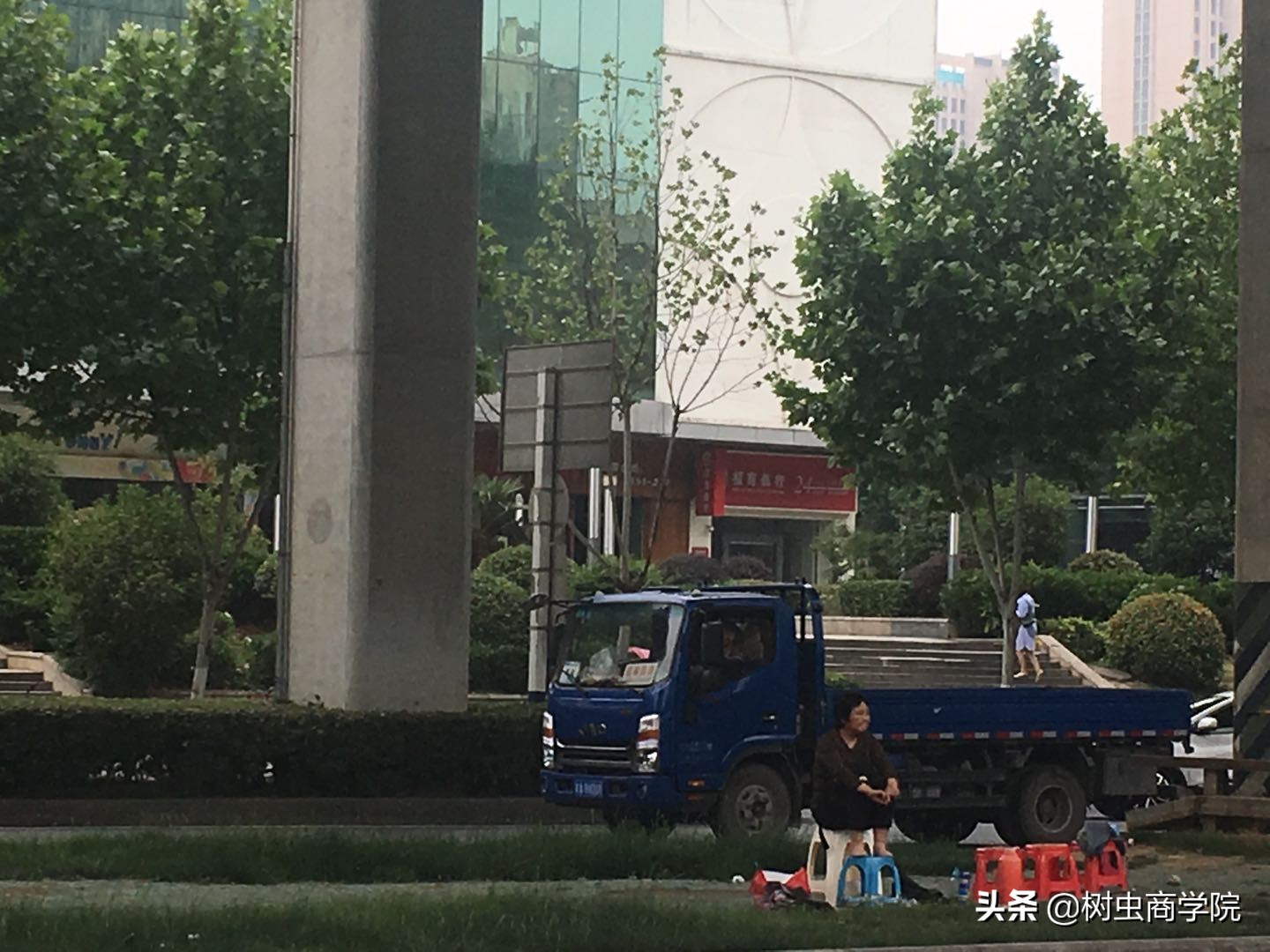 二手车市场生意现状,二手车市场为什么那么多人在卖