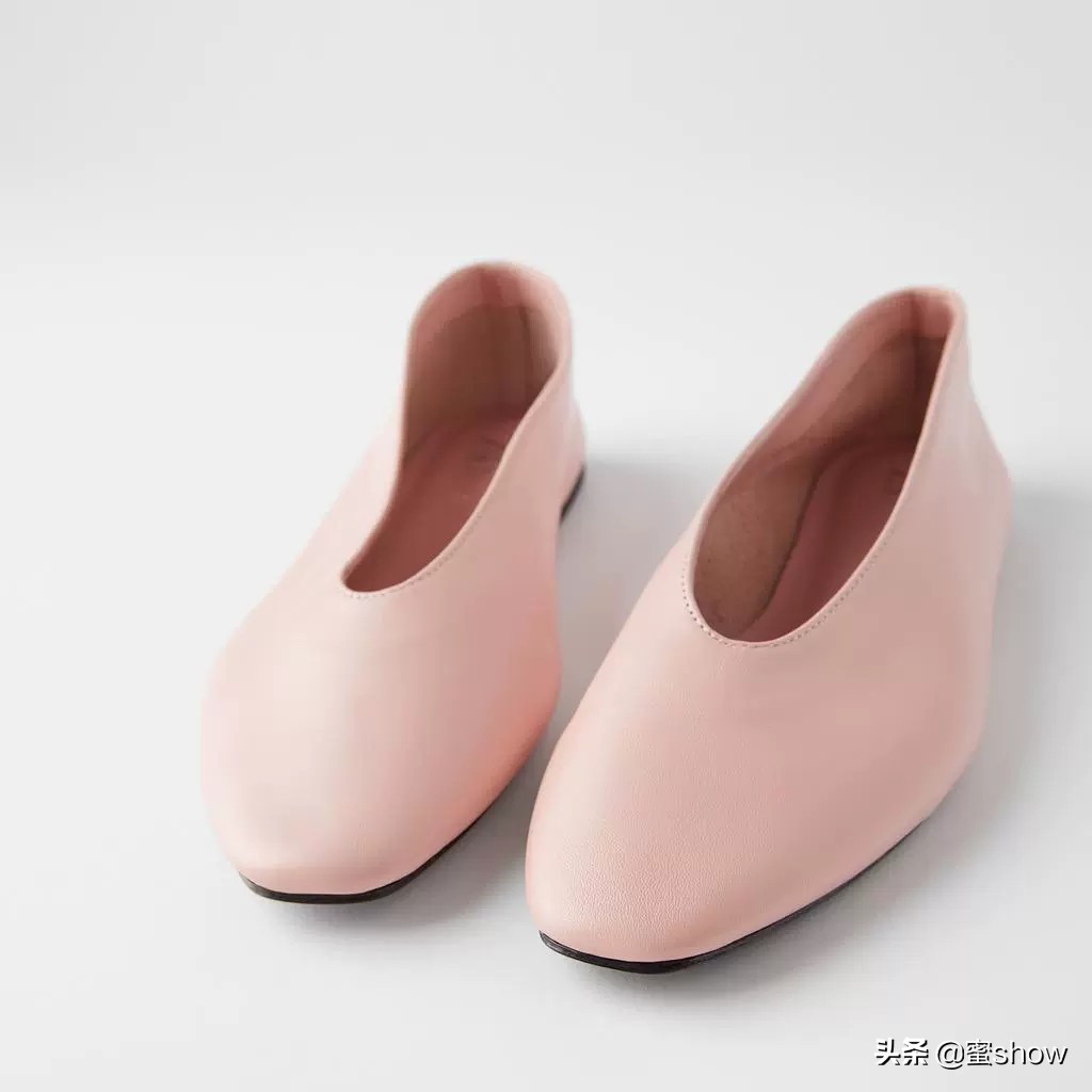 zara平底尖头鞋推荐,zara平底鞋搭配