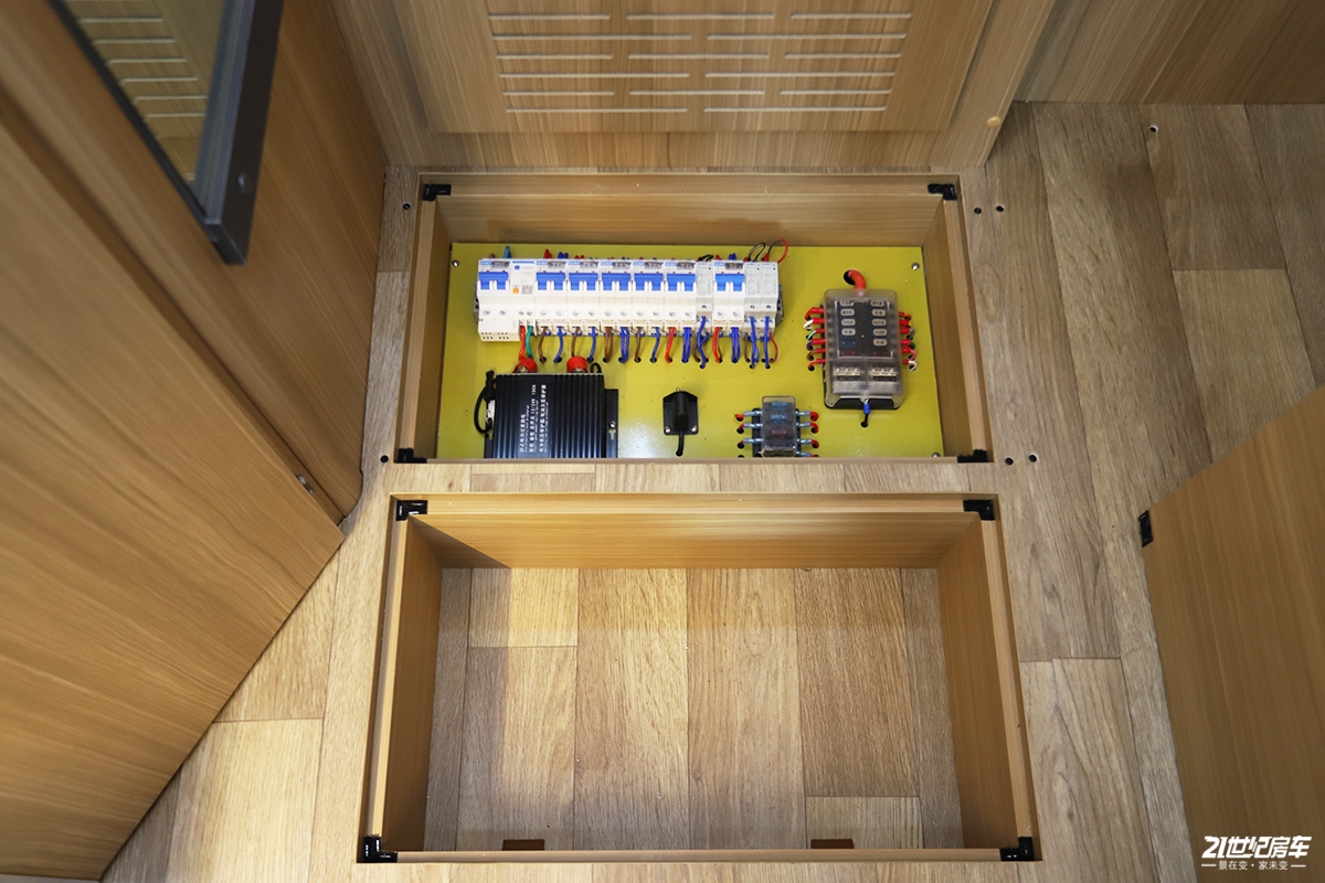 进口国产底盘,新吉奥云游b型房车