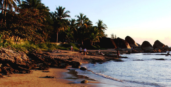 海南旅游海口到三亚自由行,从海口到三亚感受海南的无限魅力