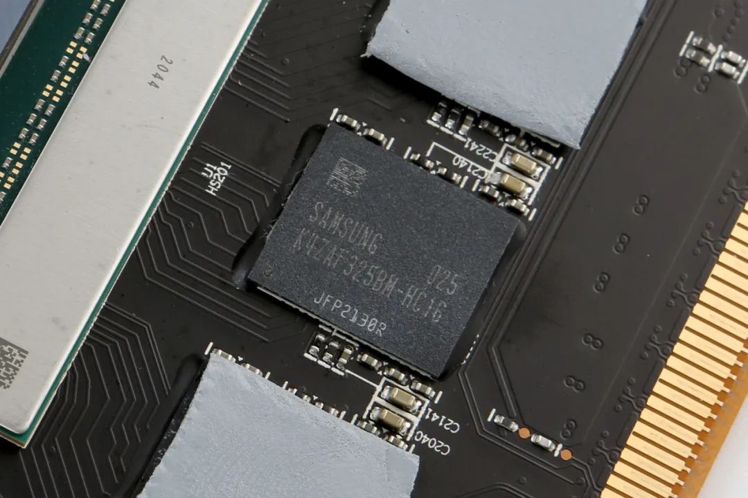 蓝宝石amdradeonrx7700xt怎么样,蓝宝石radeonrx6800