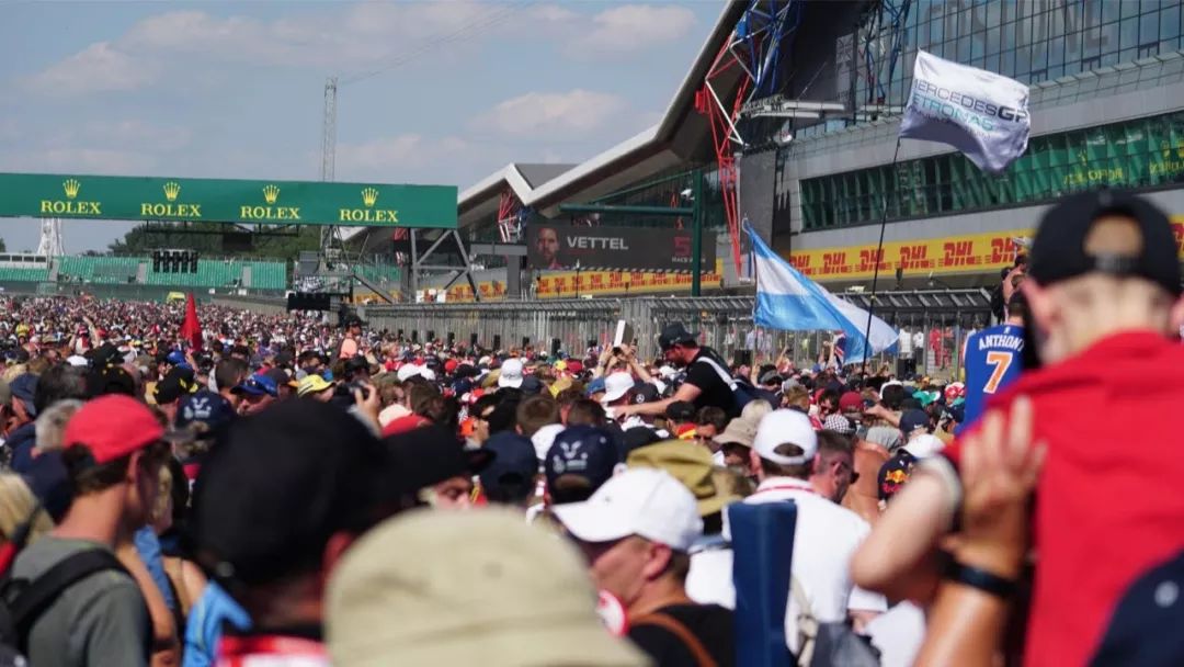 f1红牛车队阿斯顿马丁,阿斯顿马丁f1赛车队