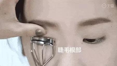 睫毛膏防水卸不掉怎么办,防水睫毛膏与防晕染睫毛膏