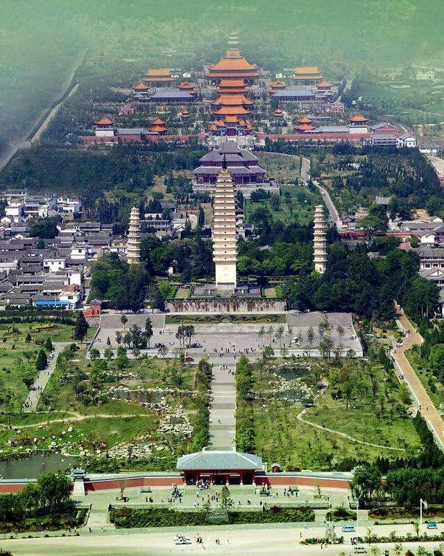 大理三塔多少年历史,大理三塔皇家寺院