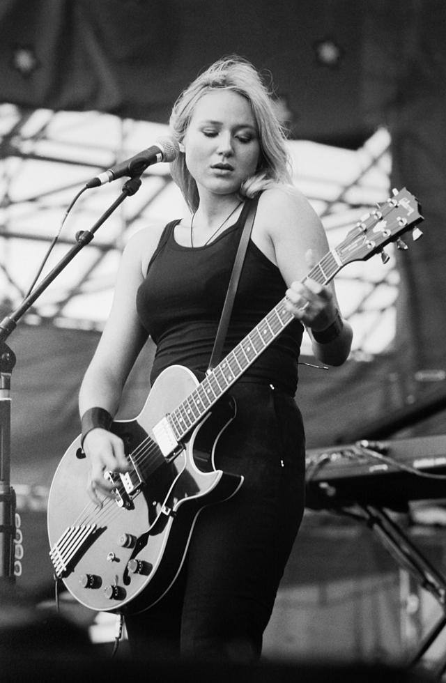 采访亨利巅峰期,采访亨利纪录片