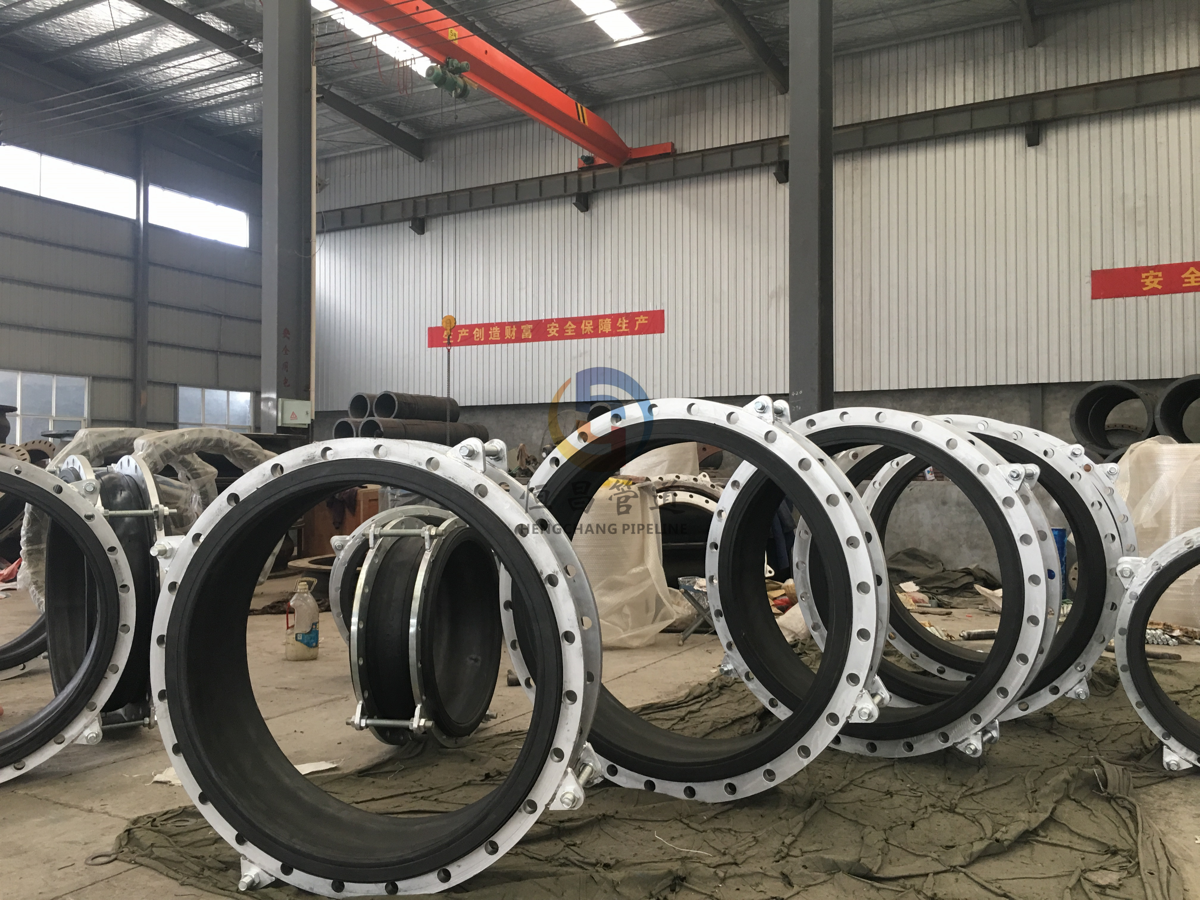 法兰软连接在什么位置安装,法兰软连接和硬连接的区别