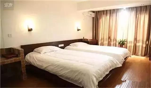 推开窗见大海的民宿榜单,推开窗能看到海的房子