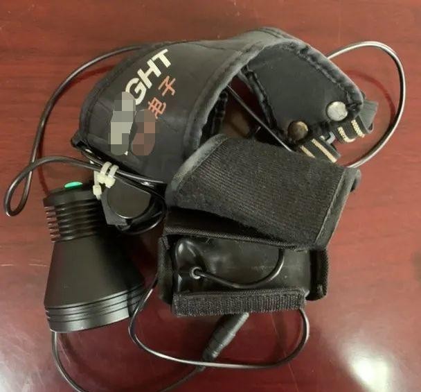 男子使用万元“神器”专业打鸟！3个月干掉1000余只斑鸠