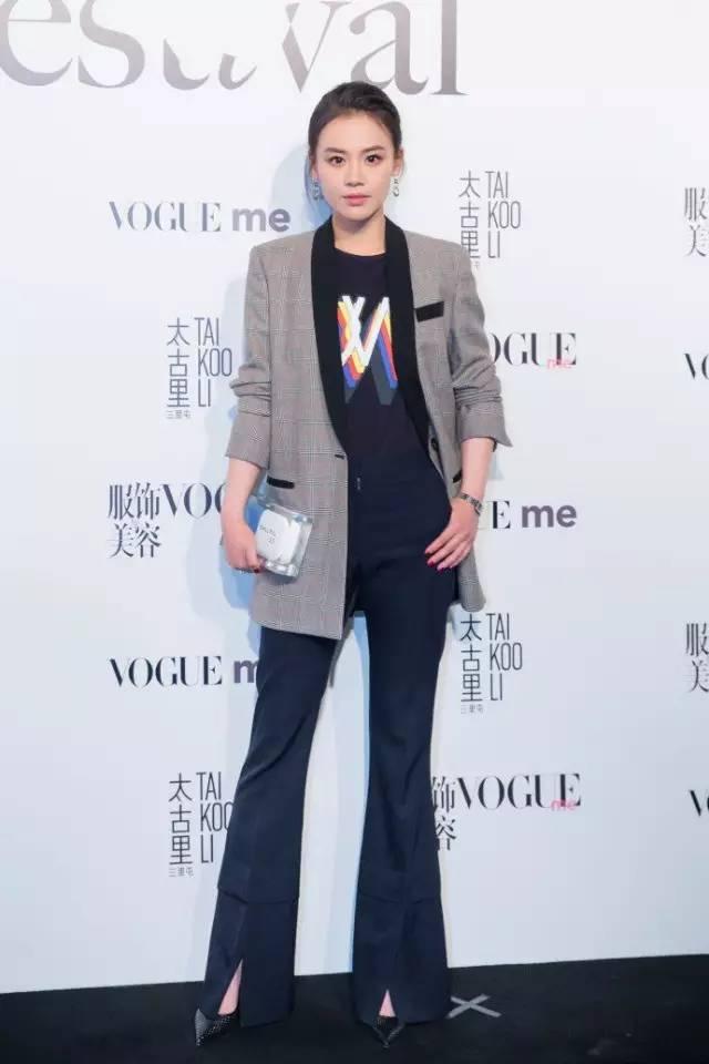 卡戴珊家的小公主体验过的奢侈品高跟鞋，塞乔·罗西的诱惑力真大