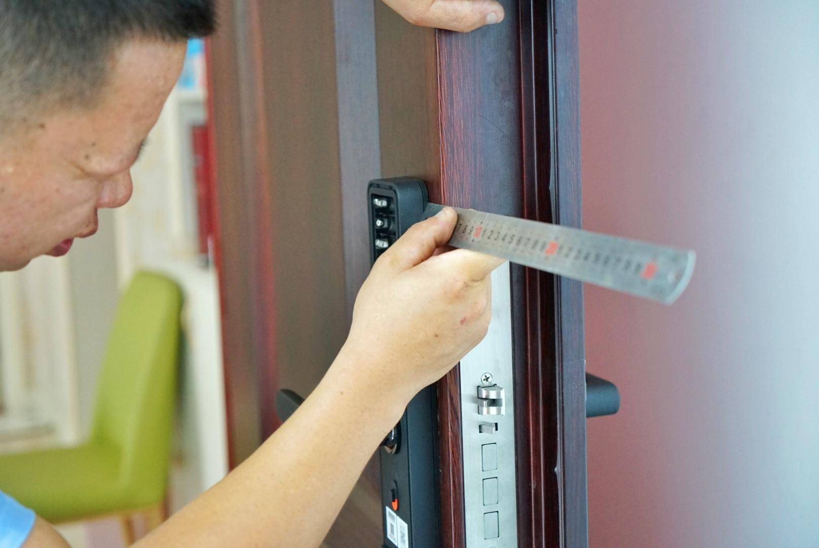 小米智能门锁e能用小米手机开吗,小米智能门锁e家和1s哪个值得入手