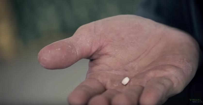 精神分裂症吃药为什么会反复发作,精神分裂症患者不吃药会怎样