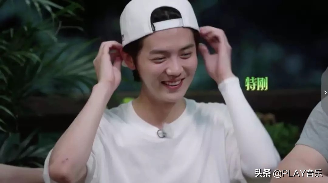 鹿晗，好MAN一男的