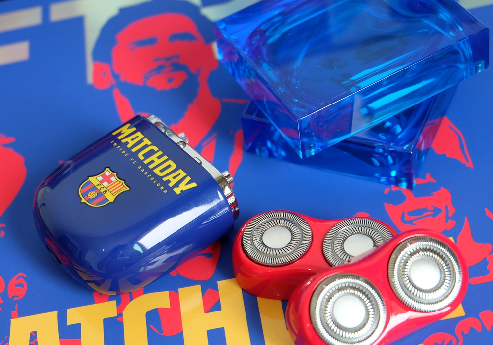 yoose剃须刀联名款有啥区别,迷你剃须刀巴塞罗那联名