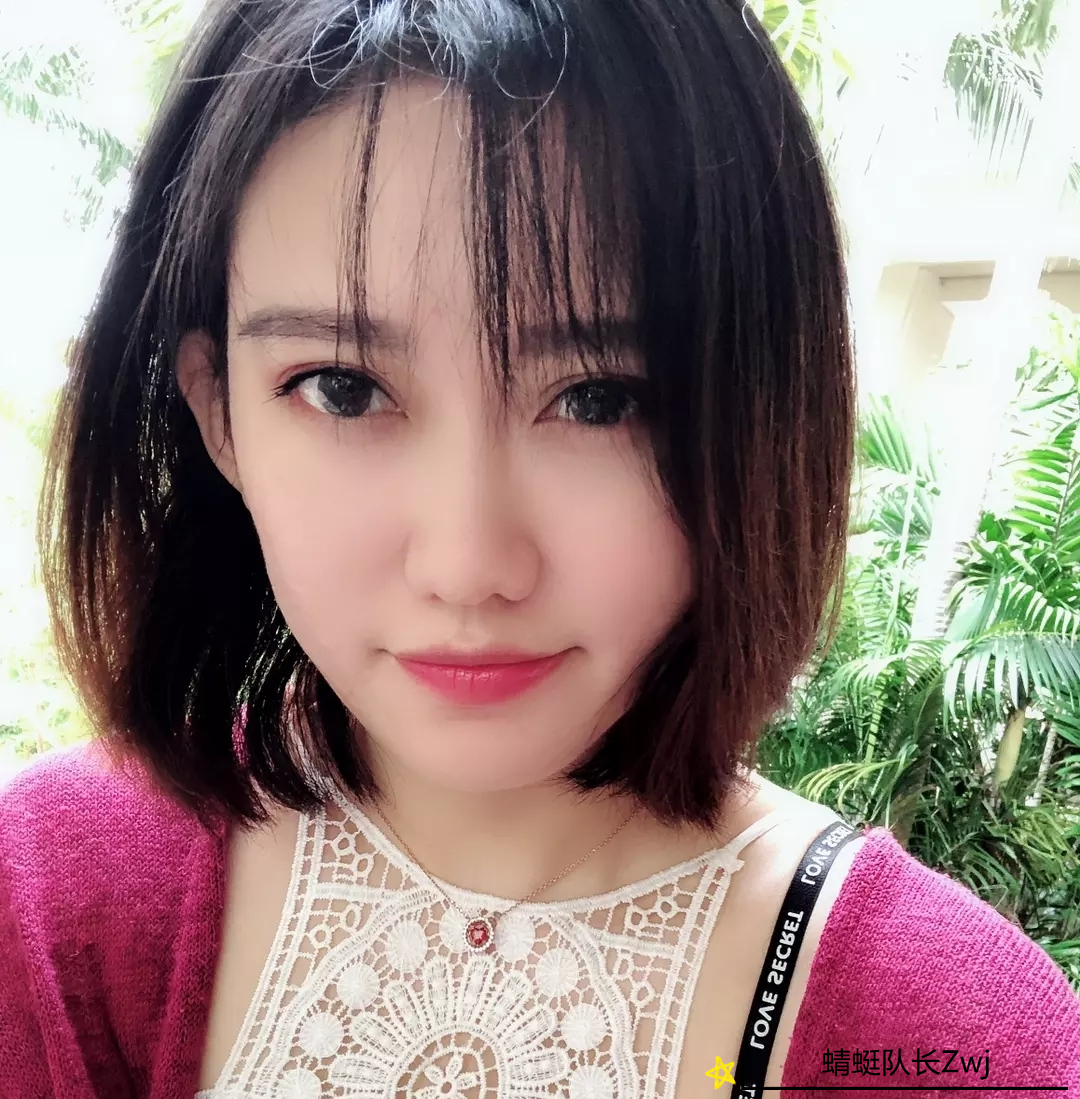 Dota2:TI冠*狗军**哥直播认爹?水友:收了一对姐妹花,血赚不亏