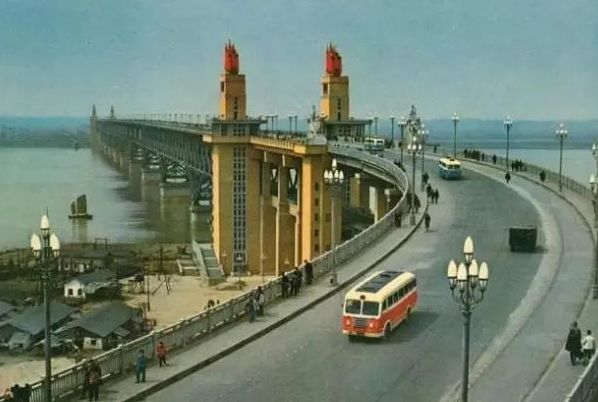 忆80年代的青春岁月,致80年代的青春