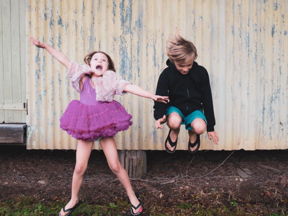 孩子爱发脾气家长该怎么正确处理,孩子总是乱发脾气父母要怎么说