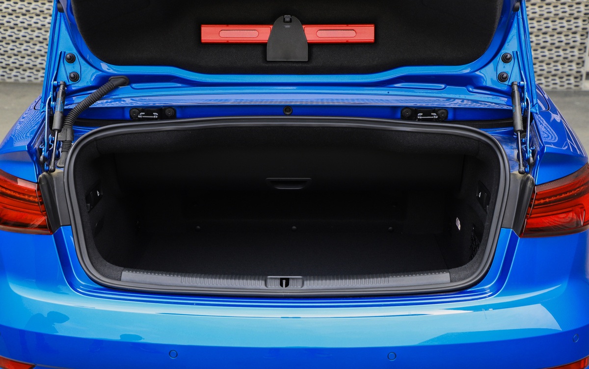 100多万硬顶敞篷车4座豪车推荐,十大2门4座硬顶敞篷车推荐