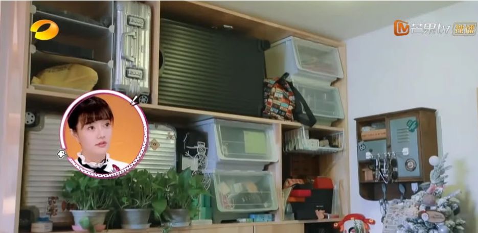 推荐几个能月入1w的几种新奇副业,深圳普通人月入10000的工作