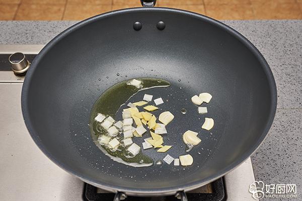 黄瓜绿色的为什么叫黄瓜搞笑视频,黄瓜是绿色的为什么叫黄瓜呢