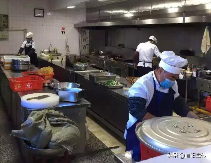 用暖心服务助力疫情防控,寻访抗疫先进工作者感悟