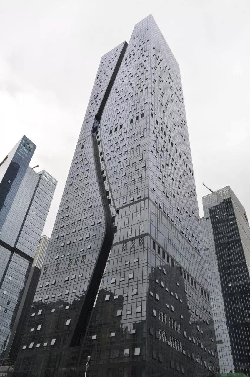 深圳标志性建筑春笋大厦,深圳国信证券大厦