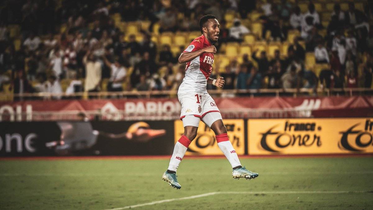 姆巴佩荣获法甲最佳球员沙特,姆巴佩领跑世界杯进球榜