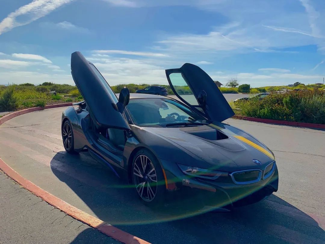 第一次驾驶宝马摩托车,第一次开宝马的样子