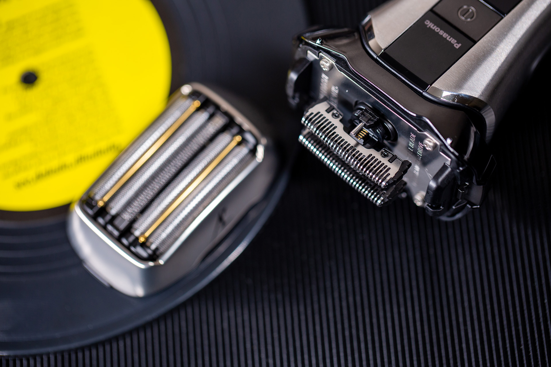 松下往复式剃须刀评测,30岁以上适合的剃须刀电动