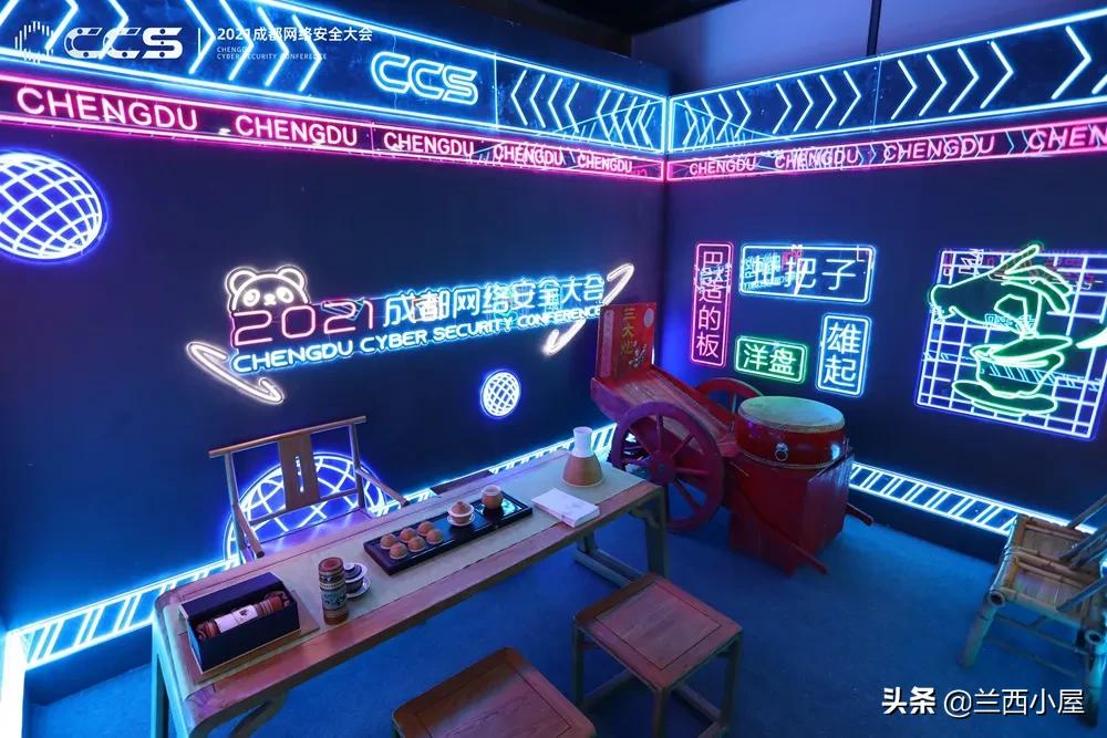 小学孩子沉迷电脑到底应该如何做,小学孩子沉迷电脑怎么纠正