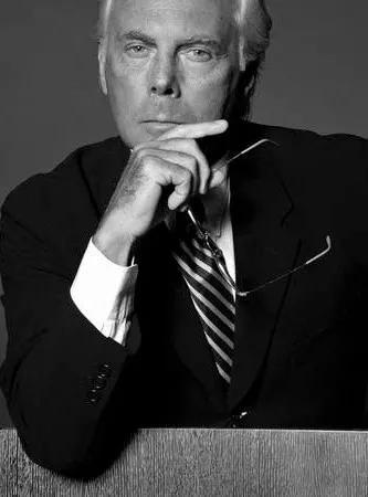 服装设计师有名人物,服装设计顶级设计师