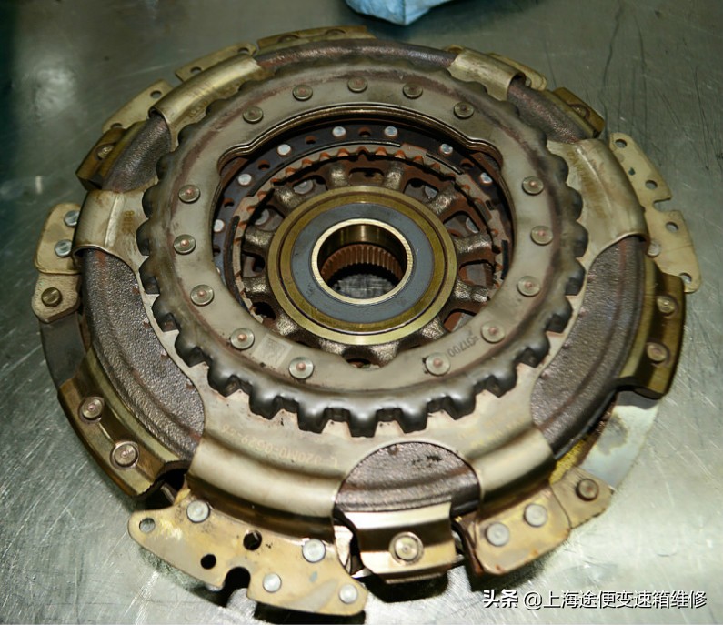 图文详解迈腾变速箱维修经历,大众迈腾变速箱离合器传感器故障
