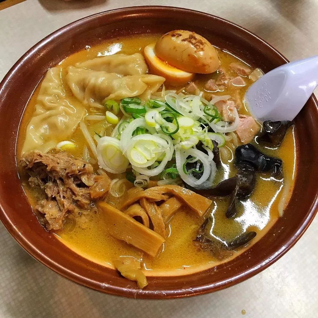 从味蕾上享受北海道的独特美食,重拾味蕾北海道香脆牛乳威化饼