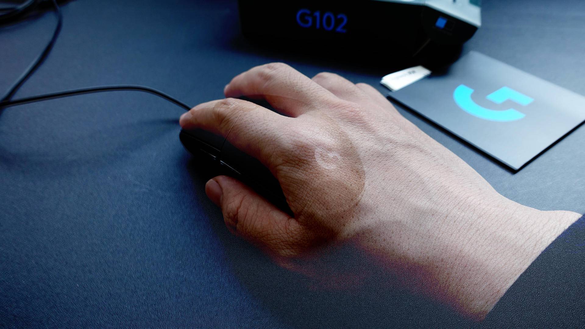 罗技g102鼠标cf一键宏设置教程,雷神达摩鲨鼠标ml702和罗技g102