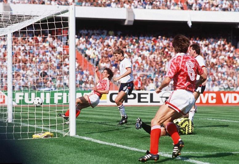 经济掌控世界杯,经济控制cs