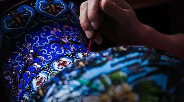 烧蓝景泰蓝区别,景泰蓝点蓝的材料