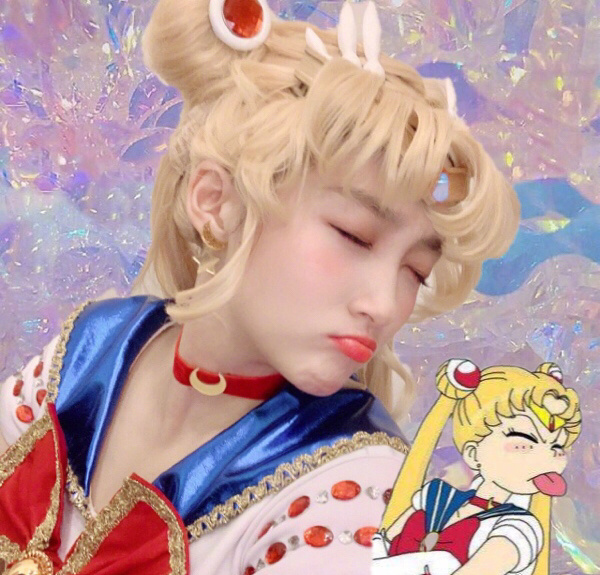 关晓彤穿短筒袜,关晓彤穿筒袜